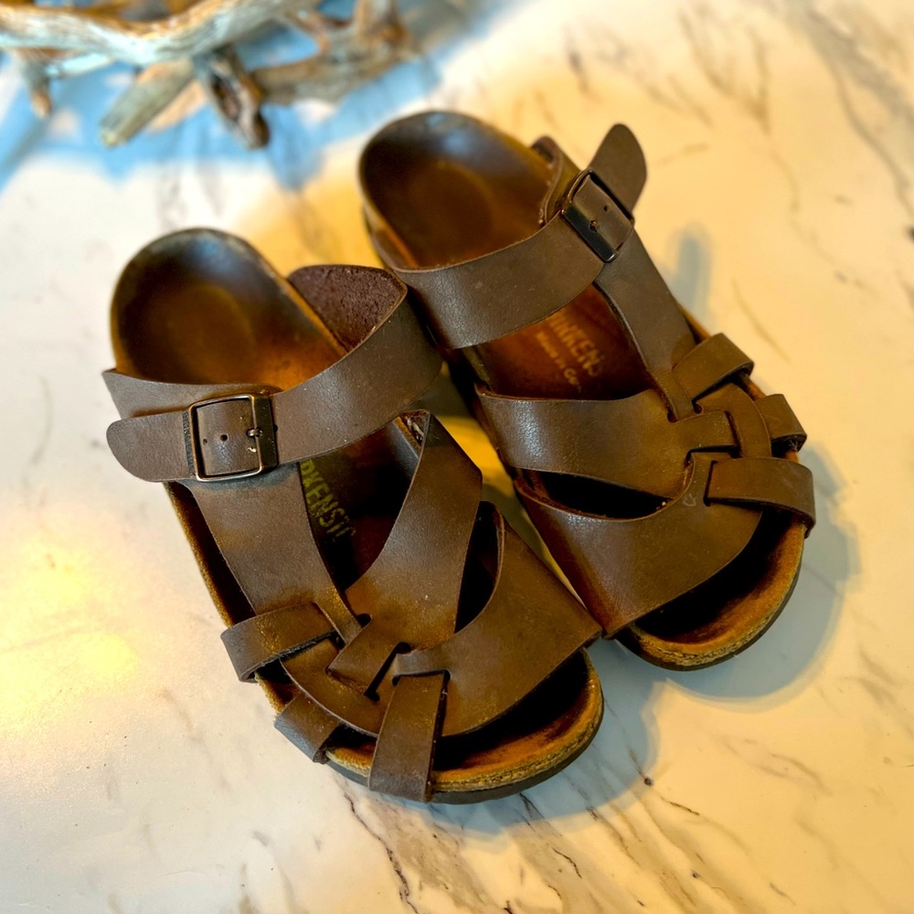 Birkenstock size 36 Sandals W5.5